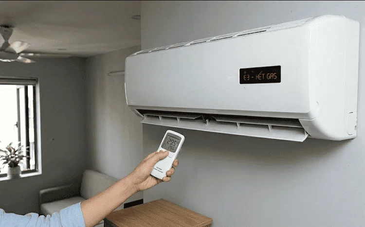 Điều hòa bị rò rỉ hoặc hết gasa